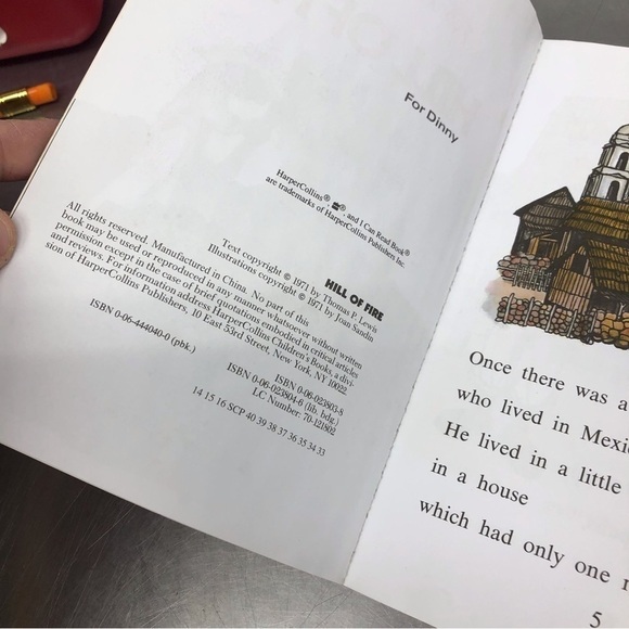 Hill of Fire by: Thomas P. Lewis, paperback book - Picture 2 of 5